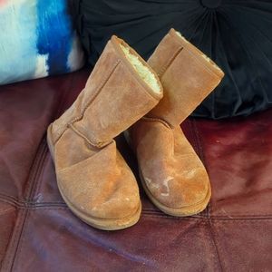 Beach Feet suede and wool booties